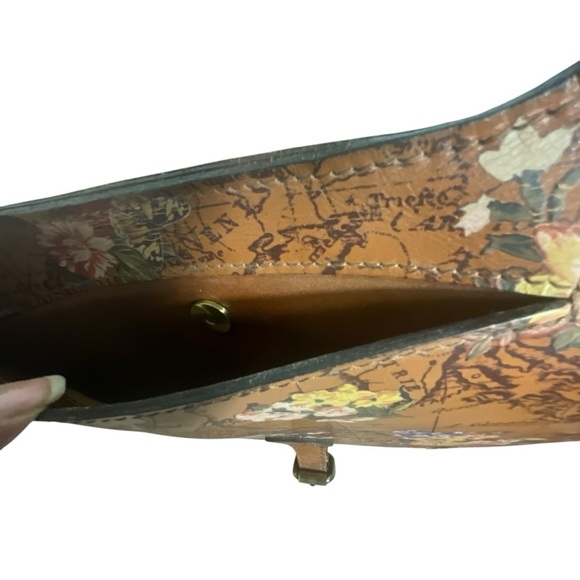 Patricia Nash English Garden Floral Map London Brown Leather Saddle Bag - Picture 6 of 16
